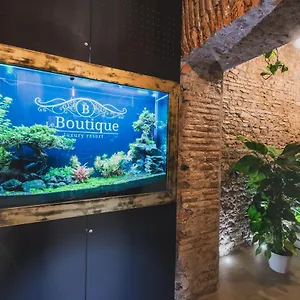 Gasthof Le Boutique Luxury Diffused In Historic Center